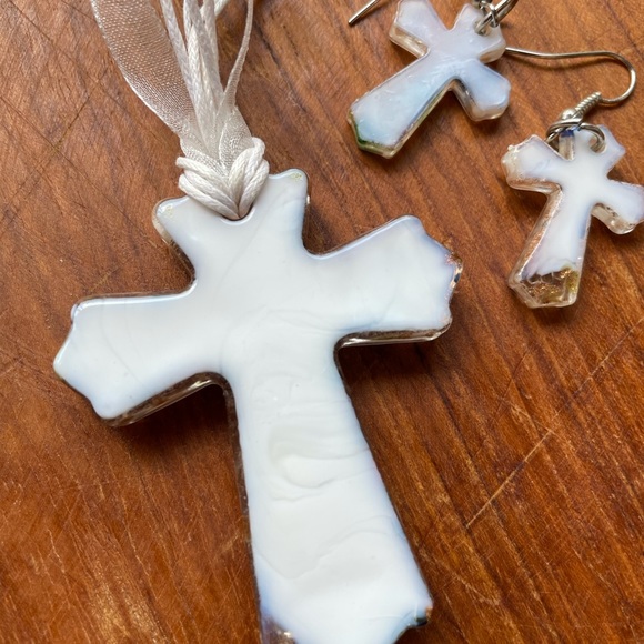 Fused Glass Cross Jewelry Set -Necklace & Earrings - Picture 8 of 12